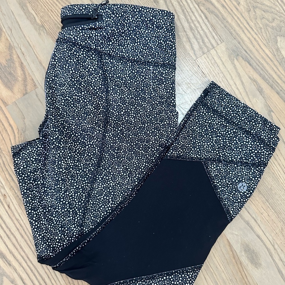 Lululemon Pace Rival Cropped Leggings- Luxtreme with Mesh Details